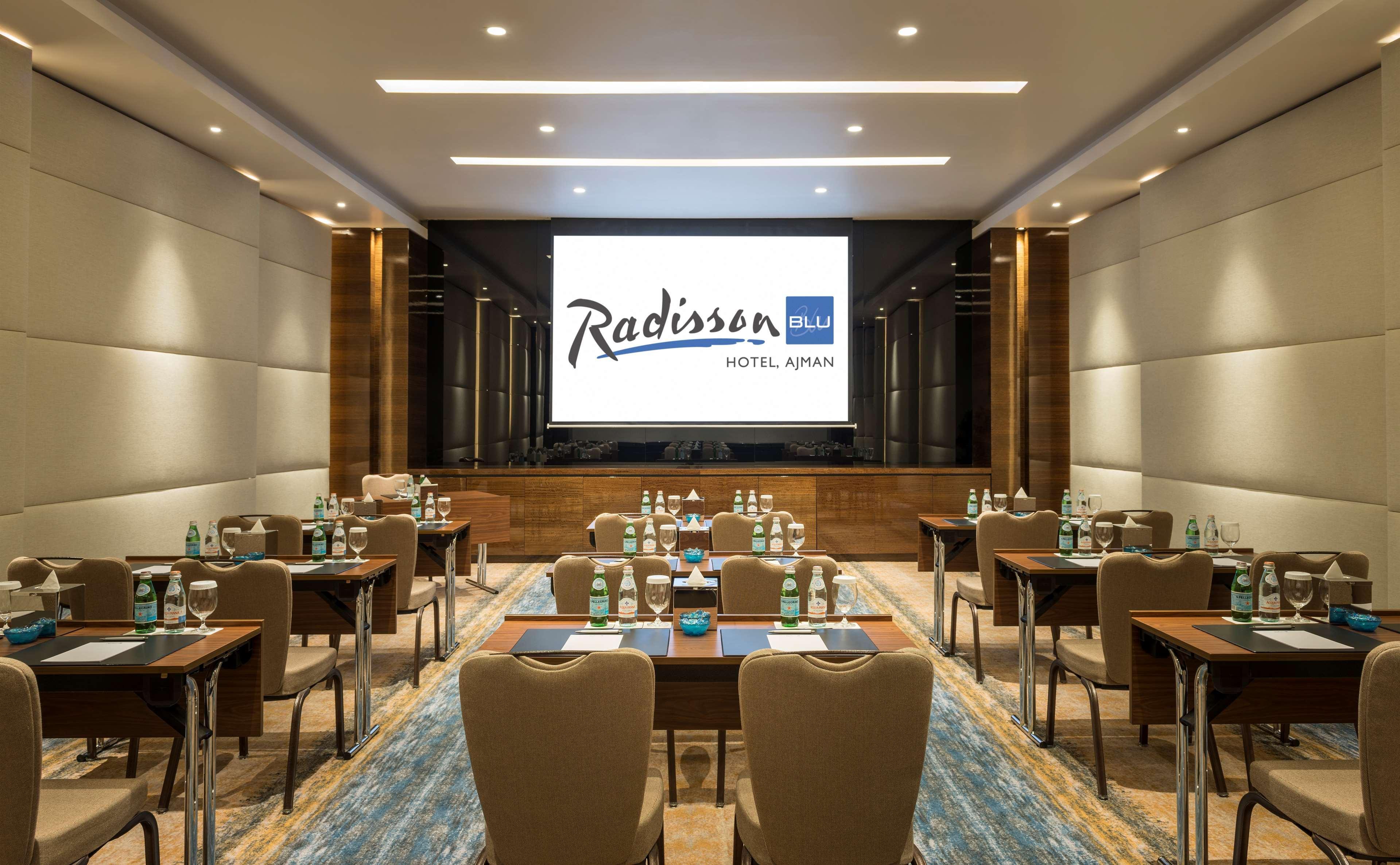 Radisson Blu Hotel, Acman Dış mekan fotoğraf